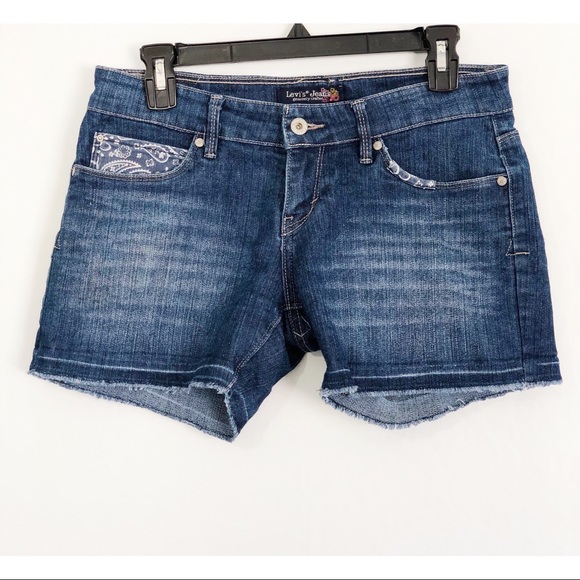 LEVI’S FRAYED JEAN SHORTS SIZE 7 - Picture 2 of 7